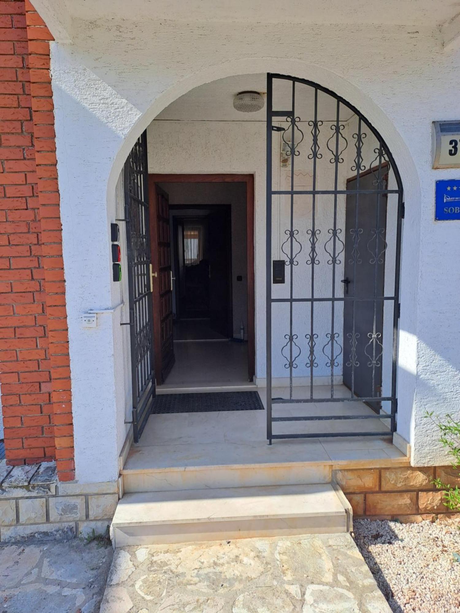 Apartment Romansa