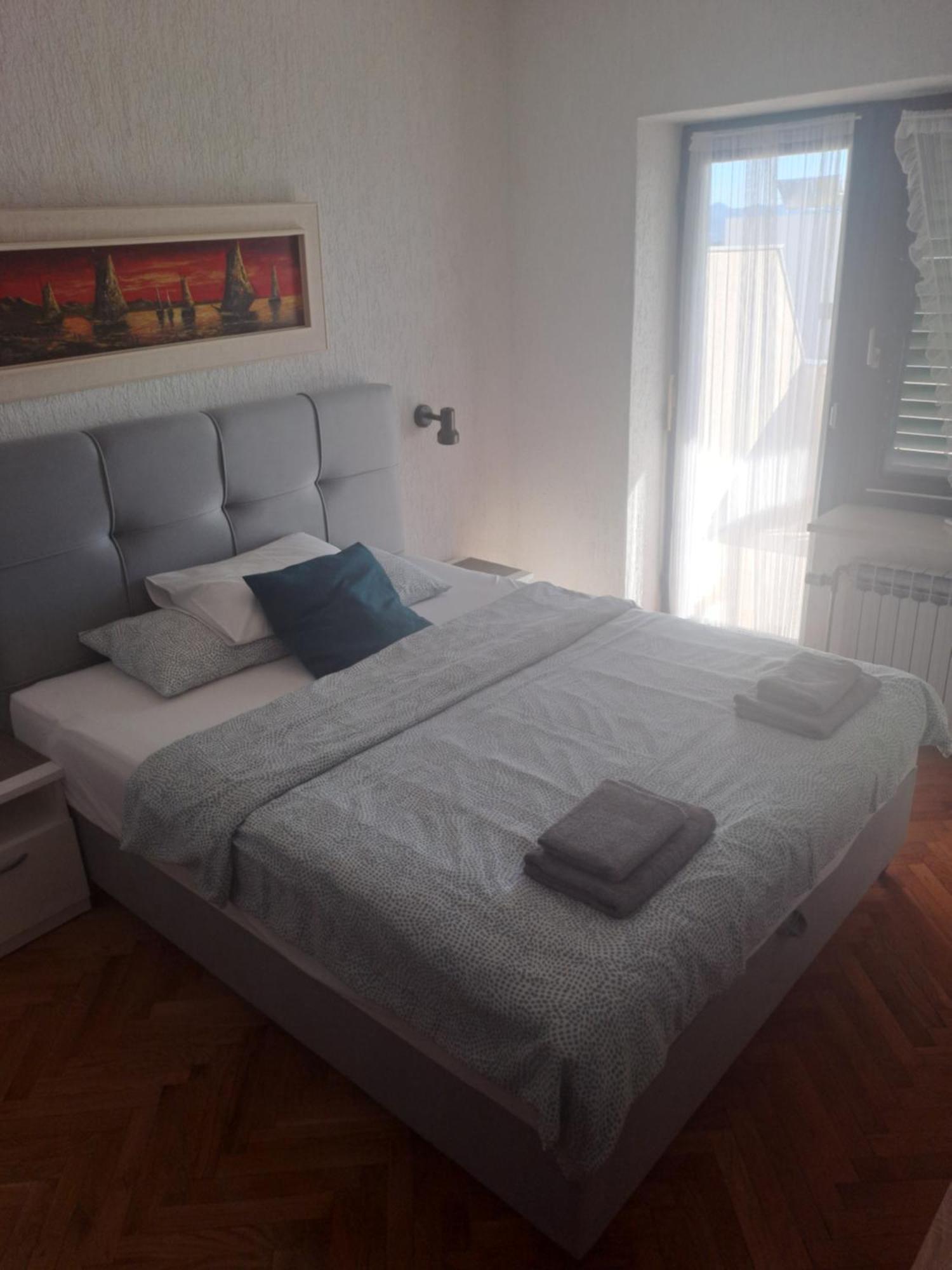 Romansa Apartment